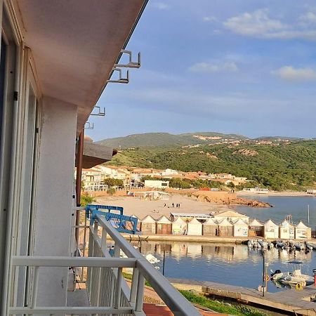 Apartamento Fronte Mare Bella Vista Isola Rossa Exterior foto
